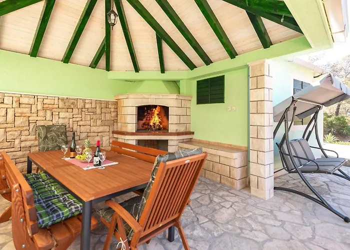 Melanie - Five Bedroom House Hébergement de vacances