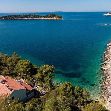 Melanie - Five Bedroom House Vikendica Blato (Korcula)