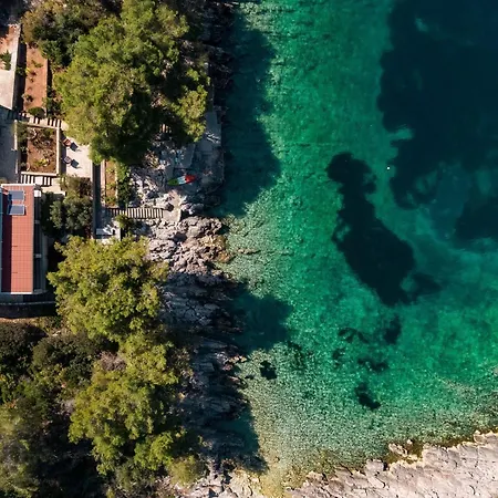 Melanie - Five Bedroom House Vikendica *