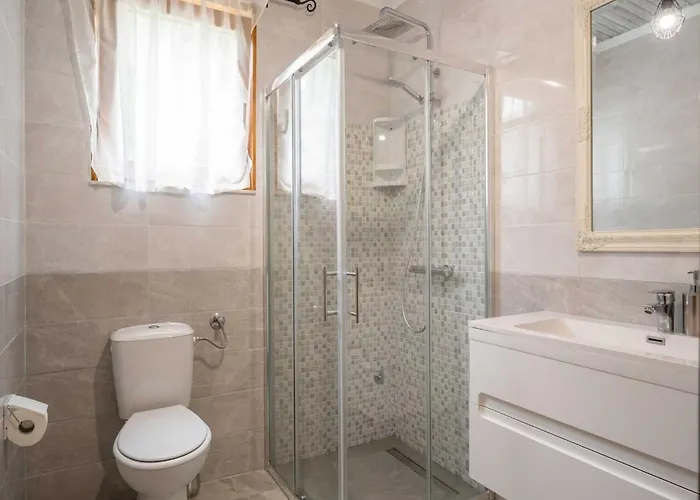 Melanie - Five Bedroom House * Blato (Korcula)