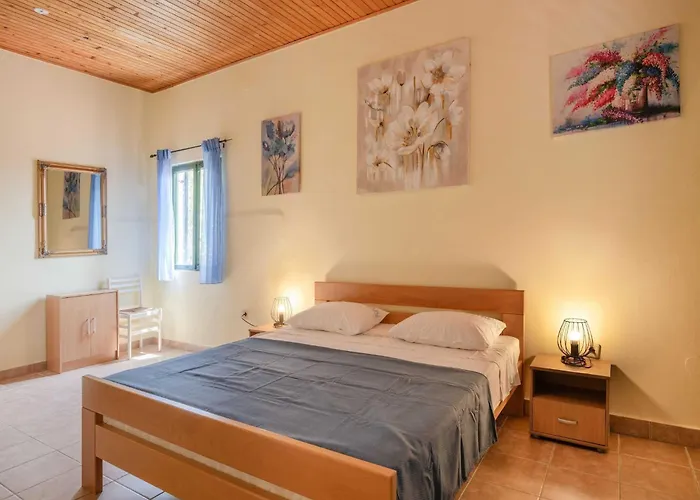 Melanie - Five Bedroom House Vakantiehuis Blato (Korcula)